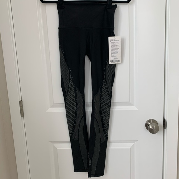 MAPPED OUT HR TIGHT 28”